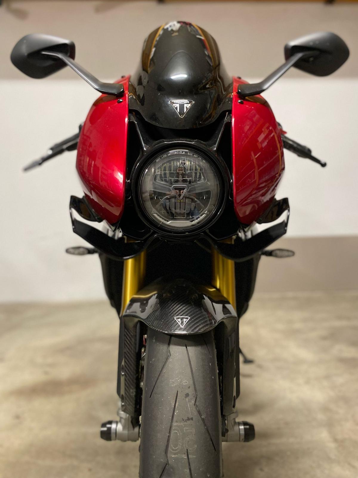 Racing Winglet Triumph Speed Triple 1200 RR